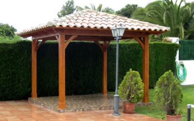 Pérgola cenador de madera con teja cerámica